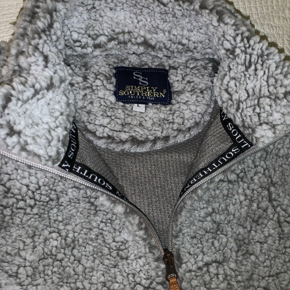 Simply Southern pullover - Picture 3 of 3